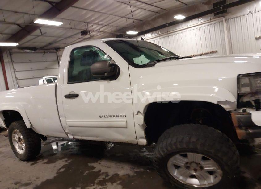 Photo 14 of 2013 Chevrolet Silverado 1500 LT (VIN 1GCNKSE02DZ169359)
