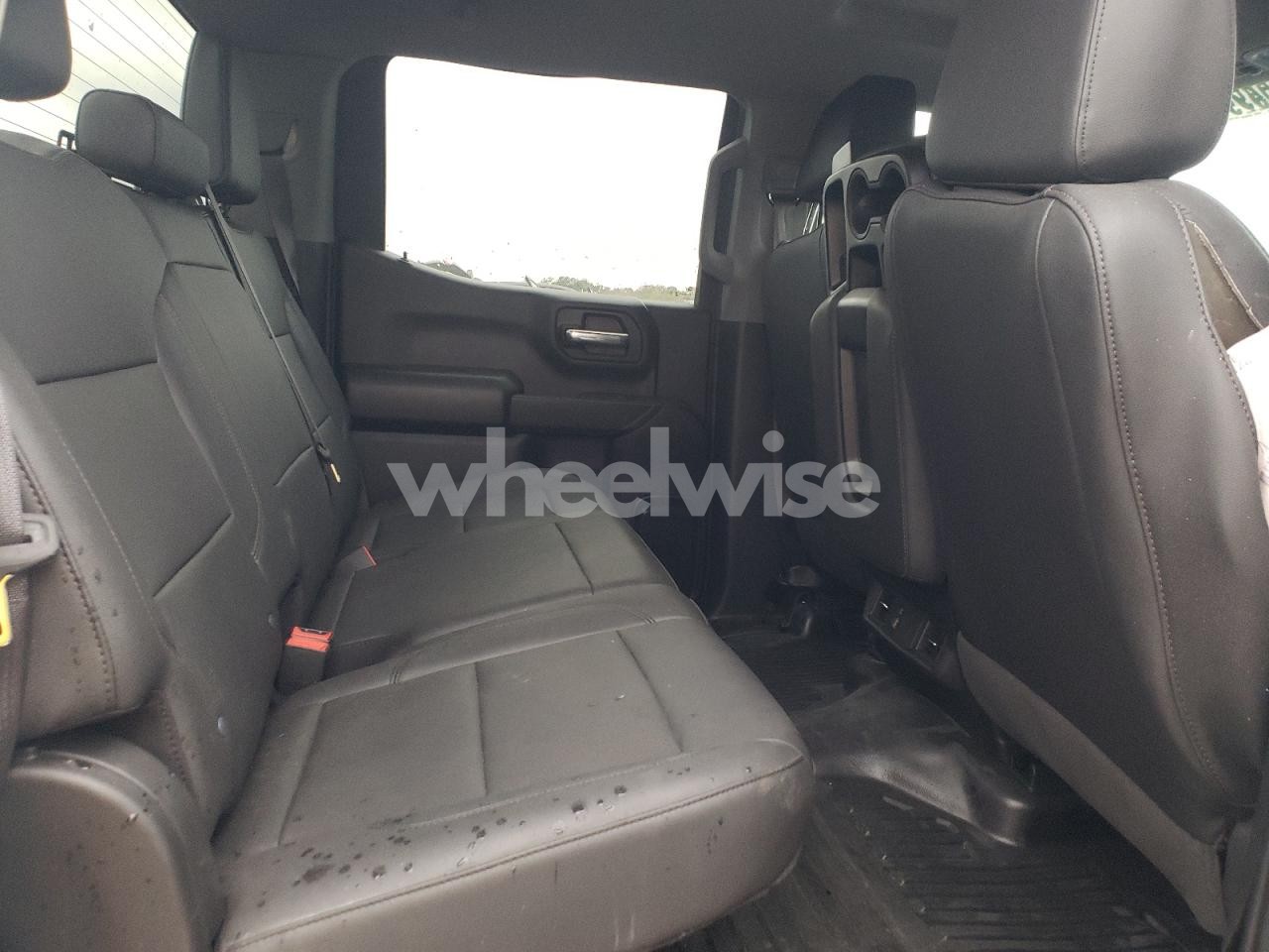 Photo 10 of 2024 CHEVROLET SILVERADO C1500 (VIN 1GCPAAEK0RZ225006)