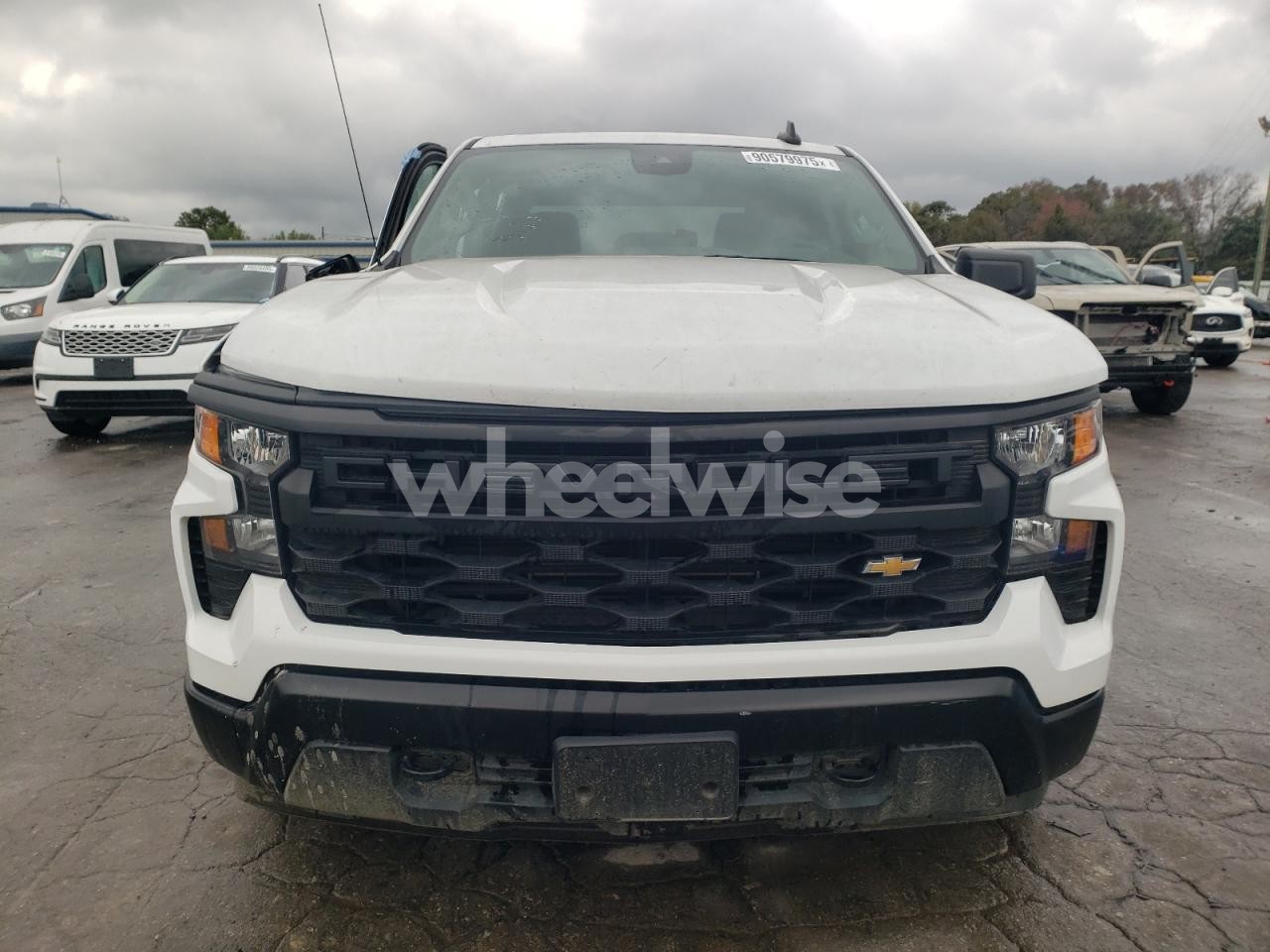 Photo 5 of 2024 CHEVROLET SILVERADO C1500 (VIN 1GCPAAEK0RZ225006)