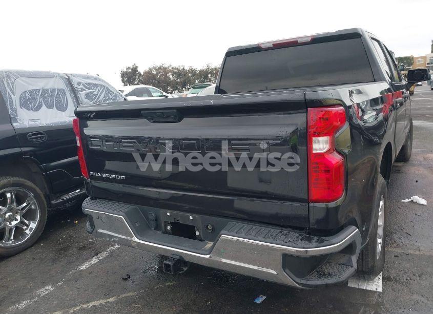 Photo 16 of 2022 Chevrolet Silverado 1500 2WD SHORT BED WT (VIN 1GCPAAEKXNZ620093)