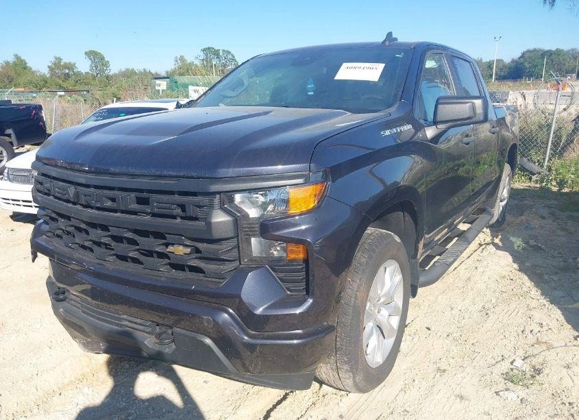 Photo 2 of 2022 Chevrolet Silverado 1500 2WD SHORT BED CUSTOM (VIN 1GCPABEK1NZ519000)