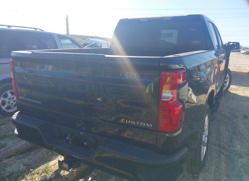 Photo 4 of 2022 Chevrolet Silverado 1500 2WD SHORT BED CUSTOM (VIN 1GCPABEK1NZ519000)