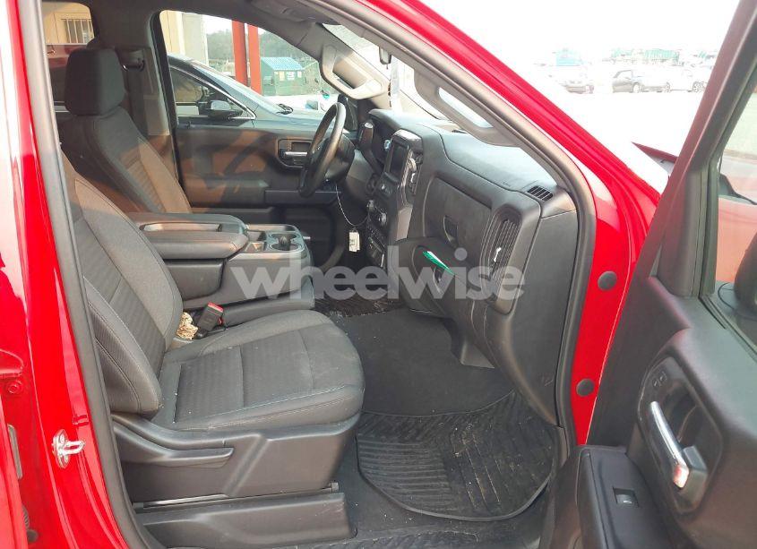 Photo 5 of 2022 Chevrolet Silverado 1500 2WD SHORT BED CUSTOM (VIN 1GCPABEK3NZ632205)