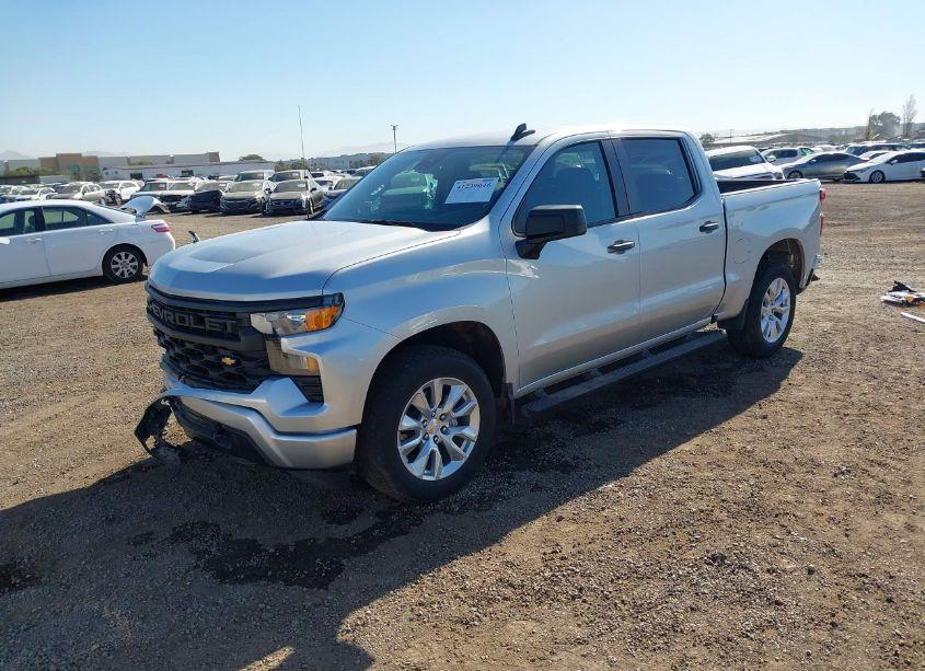 Photo 2 of 2022 Chevrolet Silverado 1500 2WD SHORT BED CUSTOM (VIN 1GCPABEK5NZ571682)