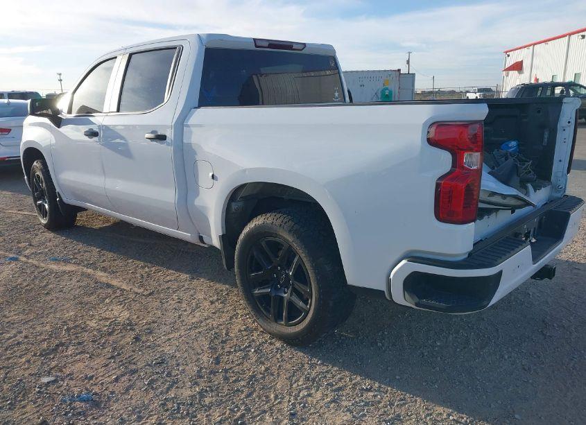 Photo 3 of 2022 Chevrolet Silverado 1500 2WD SHORT BED CUSTOM (VIN 1GCPABEK6NZ520367)