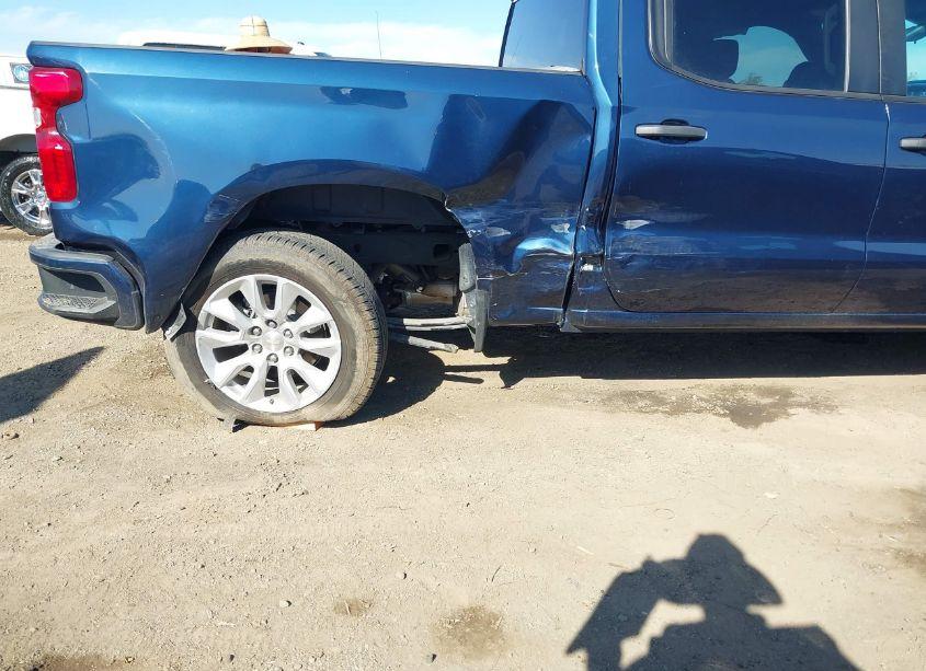 Photo 6 of 2022 Chevrolet Silverado 1500 2WD SHORT BED CUSTOM (VIN 1GCPABEK7NZ559372)