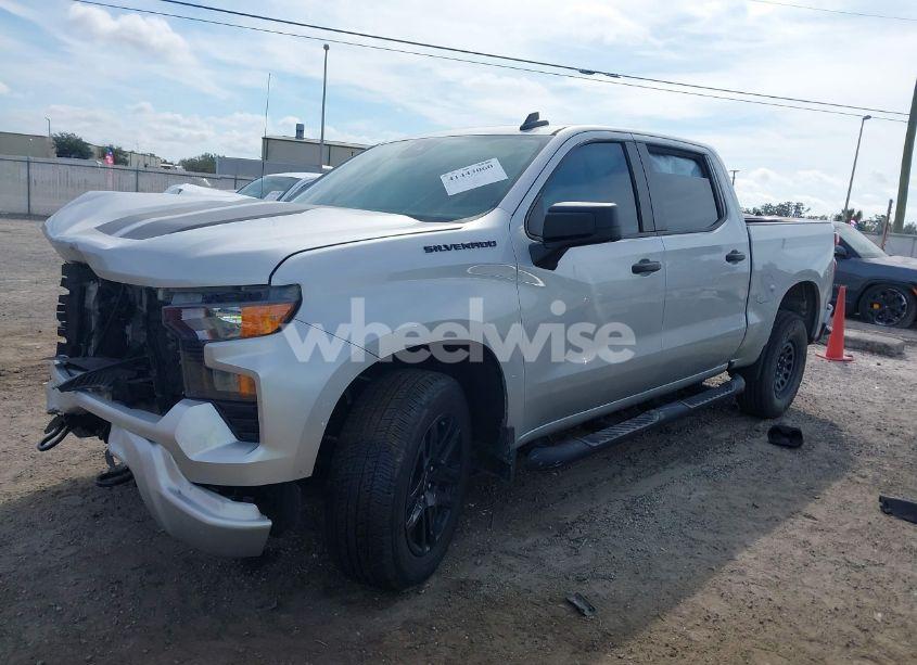 Photo 2 of 2022 Chevrolet Silverado 1500 2WD SHORT BED CUSTOM (VIN 1GCPABEK9NZ522341)