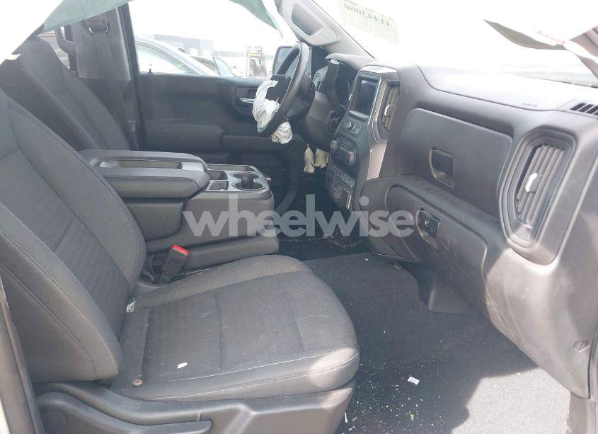 Photo 5 of 2022 Chevrolet Silverado 1500 2WD SHORT BED CUSTOM (VIN 1GCPABEK9NZ522341)