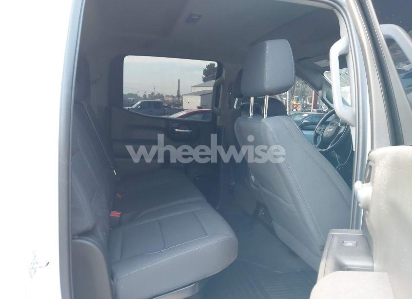 Photo 8 of 2022 Chevrolet Silverado 1500 2WD SHORT BED CUSTOM (VIN 1GCPABEK9NZ531217)
