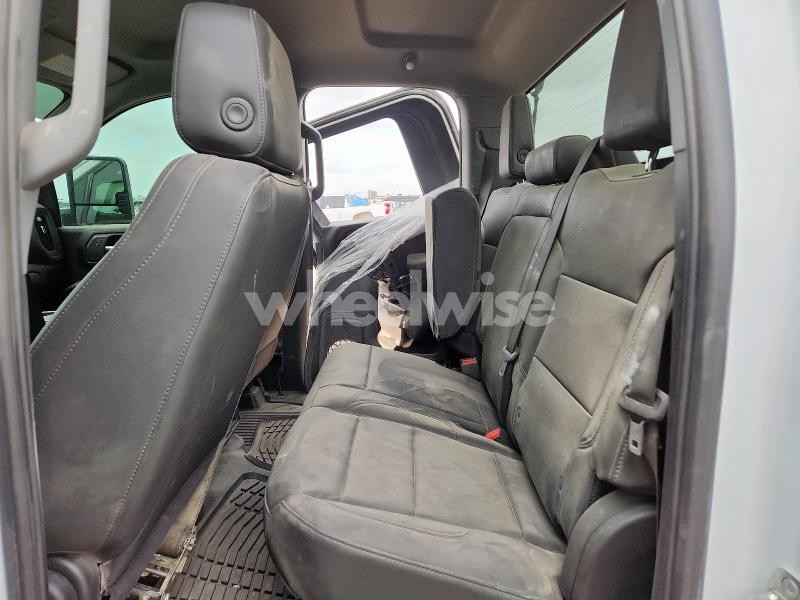 Photo 5 of 2024 CHEVROLET SILVERADO K2500 HEAVY DUTY (VIN 1GCPACE86PZ184541)