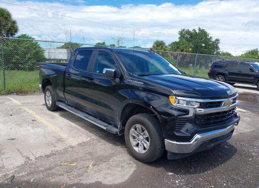 2024 Chevrolet Silverado 1500 2WD STANDARD BED LT (VIN 1GCPACED2RZ190224) main photo
