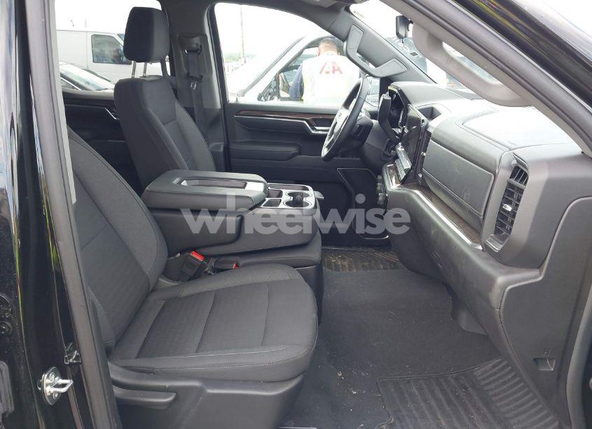 Photo 5 of 2025 Chevrolet Silverado 1500 2WD SHORT BED LT (VIN 1GCPACED2SZ120745)