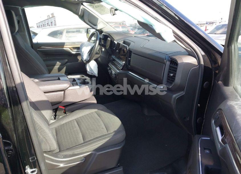 Photo 5 of 2022 Chevrolet Silverado 1500 2WD SHORT BED LT (VIN 1GCPACED3NZ528434)