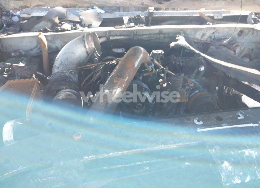 Photo 10 of 2024 Chevrolet Silverado 1500 2WD STANDARD BED LT (VIN 1GCPACED8RZ176800)