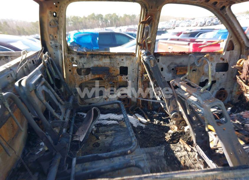 Photo 8 of 2024 Chevrolet Silverado 1500 2WD STANDARD BED LT (VIN 1GCPACED8RZ176800)