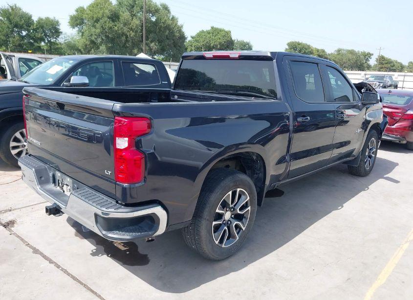Photo 4 of 2022 Chevrolet Silverado 1500 2WD SHORT BED LT (VIN 1GCPACEDXNZ519293)