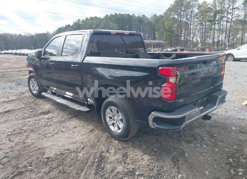 Photo 3 of 2022 Chevrolet Silverado 1500 2WD SHORT BED LT (VIN 1GCPACEK1NZ645881)
