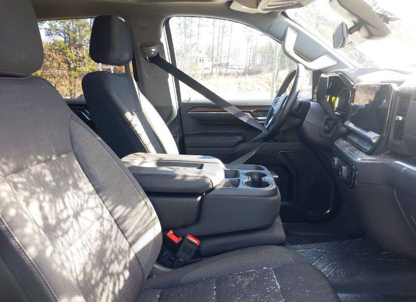 Photo 5 of 2024 Chevrolet Silverado 1500 2WD STANDARD BED LT (VIN 1GCPACEK7RZ177449)