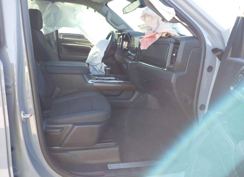 Photo 5 of 2024 Chevrolet Silverado 1500 2WD SHORT BED RST (VIN 1GCPADE86RZ315590)