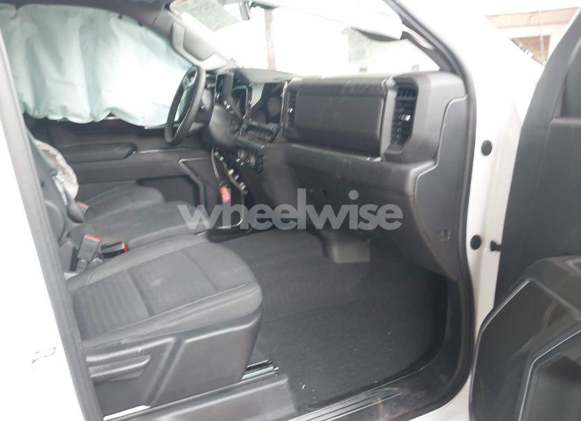 Photo 5 of 2023 Chevrolet Silverado 1500 2WD SHORT BED RST (VIN 1GCPADE89PZ115977)