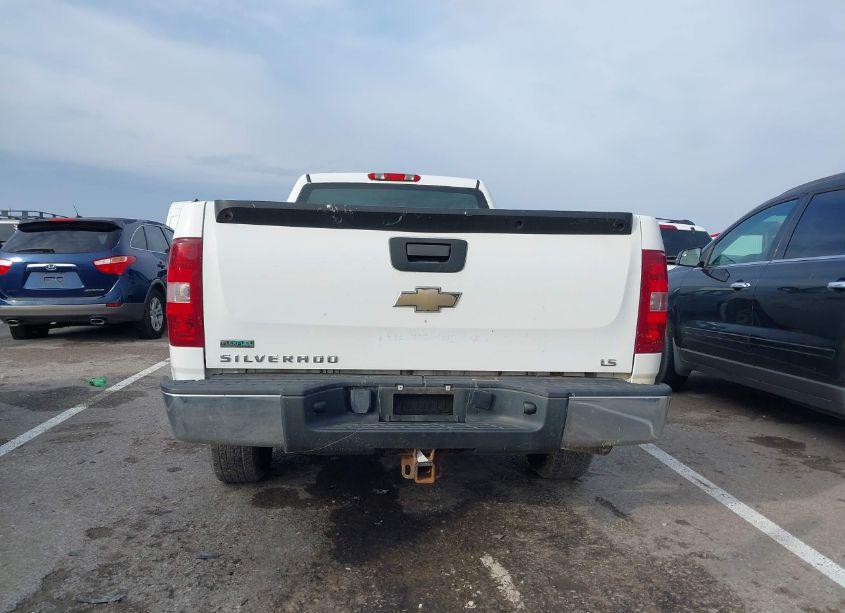 Photo 16 of 2010 Chevrolet Silverado C1500 (VIN 1GCPCPEA4AZ253707)