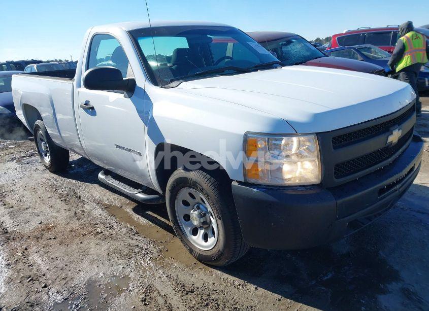 2010 Chevrolet Silverado 1500 WORK TRUCK (VIN 1GCPCPEX1AZ176010) main photo