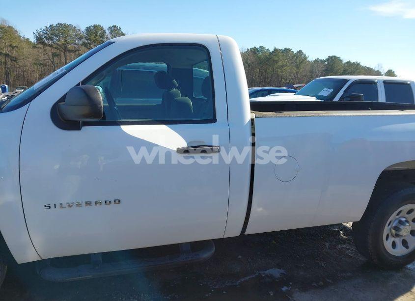 Photo 14 of 2010 Chevrolet Silverado 1500 WORK TRUCK (VIN 1GCPCPEX1AZ176010)