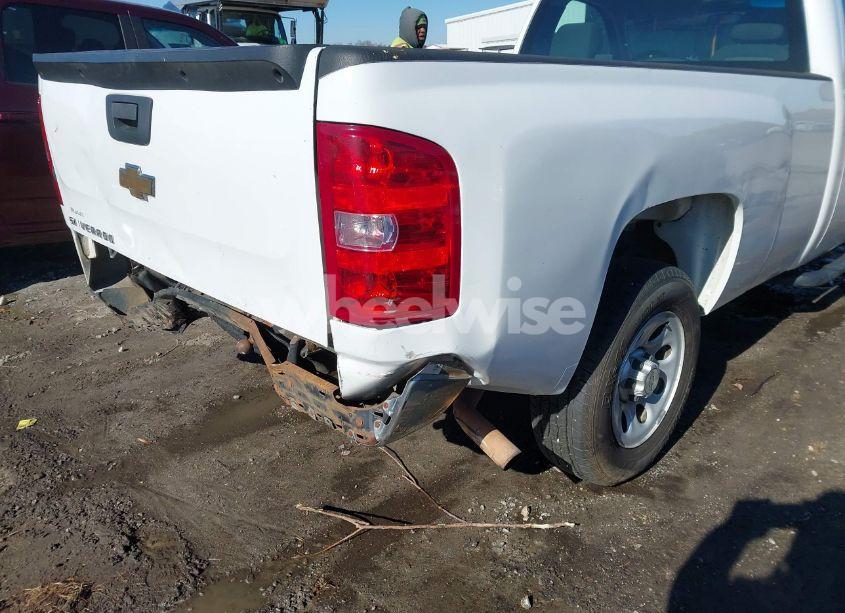 Photo 18 of 2010 Chevrolet Silverado 1500 WORK TRUCK (VIN 1GCPCPEX1AZ176010)