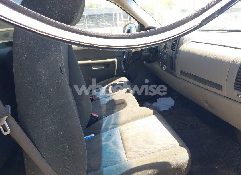 Photo 5 of 2010 Chevrolet Silverado 1500 WORK TRUCK (VIN 1GCPCPEX2AZ221407)