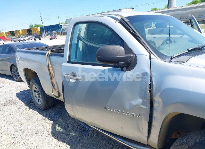 Photo 6 of 2010 Chevrolet Silverado 1500 WORK TRUCK (VIN 1GCPCPEX2AZ221407)