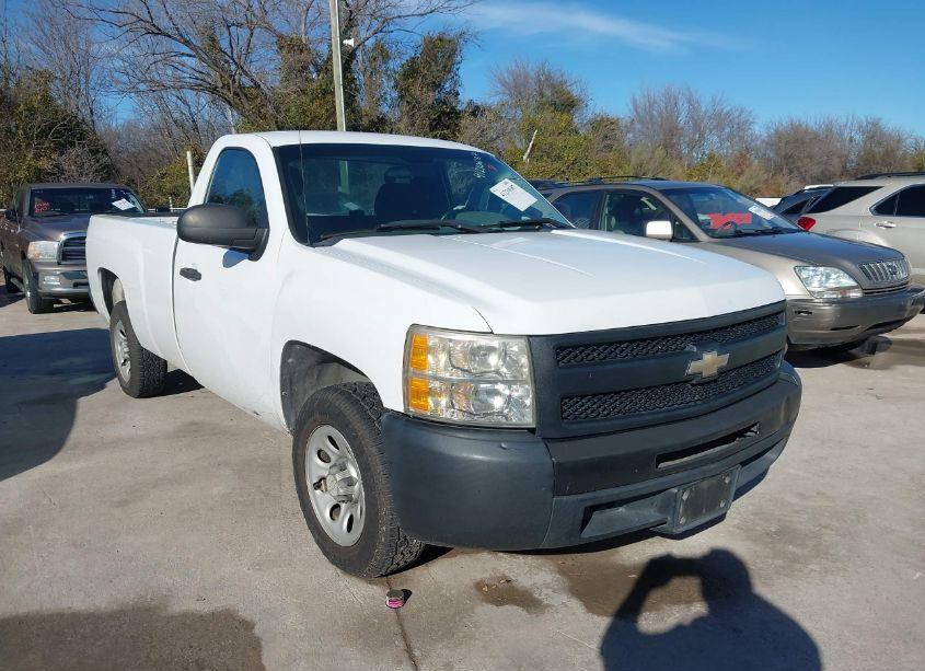 2010 Chevrolet Silverado 1500 WORK TRUCK (VIN 1GCPCPEX3AZ104581) main photo