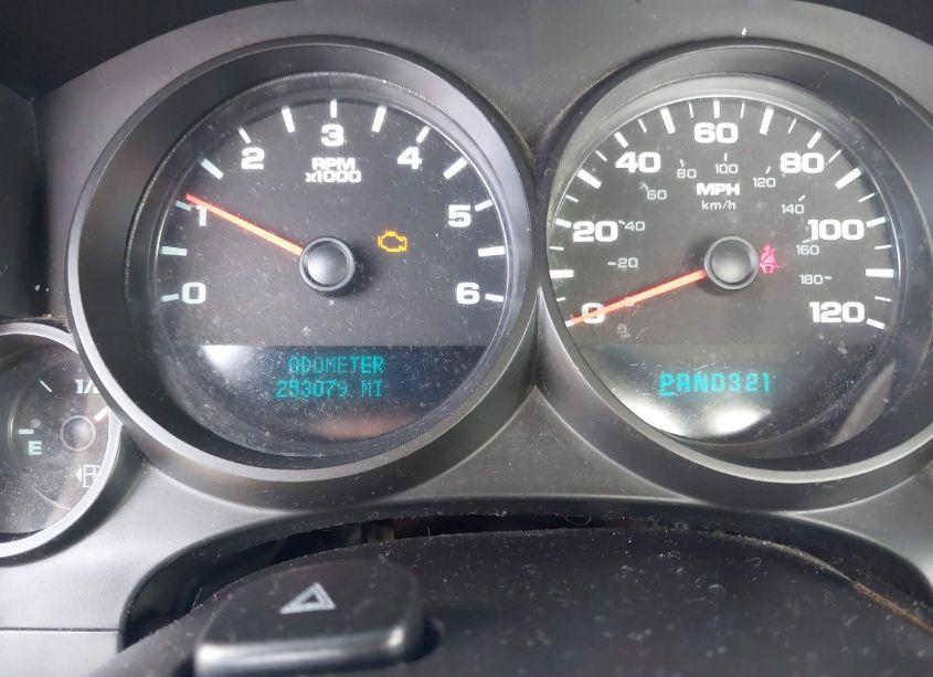 Photo 7 of 2010 Chevrolet Silverado 1500 WORK TRUCK (VIN 1GCPCPEX3AZ104581)