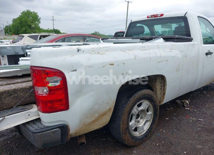 Photo 6 of 2010 Chevrolet Silverado 1500 WORK TRUCK (VIN 1GCPCPEXXAZ225513)