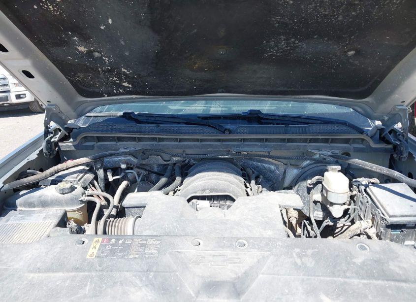 Photo 10 of 2018 Chevrolet Silverado 1500 1LT (VIN 1GCPCREC0JF129450)