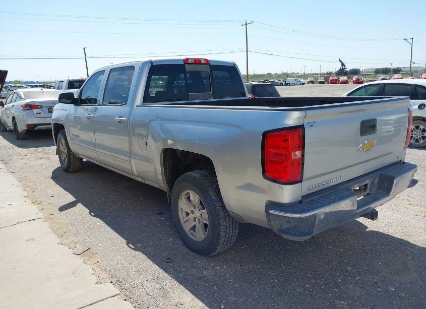 Photo 14 of 2018 Chevrolet Silverado 1500 1LT (VIN 1GCPCREC0JF129450)