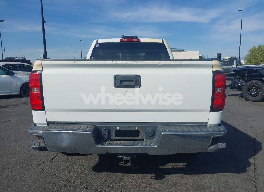 Photo 16 of 2018 Chevrolet Silverado 1500 1LT (VIN 1GCPCREC7JF152191)