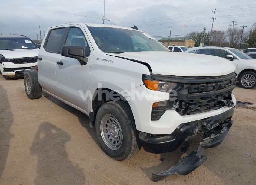 2024 Chevrolet Silverado 1500 4WD SHORT BED WT (VIN 1GCPDAEK1RZ221151) main photo