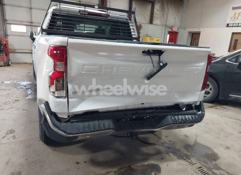 Photo 17 of 2023 Chevrolet Silverado 1500 4WD SHORT BED WT (VIN 1GCPDAEK4PZ298125)