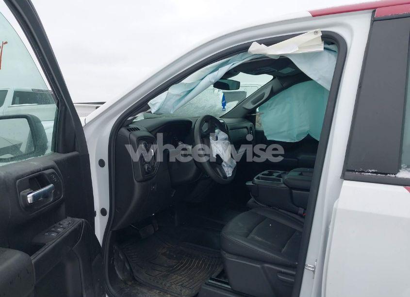 Photo 5 of 2023 Chevrolet Silverado 1500 4WD SHORT BED WT (VIN 1GCPDAEK4PZ298125)