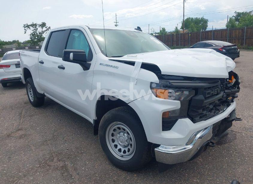 2024 Chevrolet Silverado 1500 4WD SHORT BED WT (VIN 1GCPDAEK9RZ357589) main photo