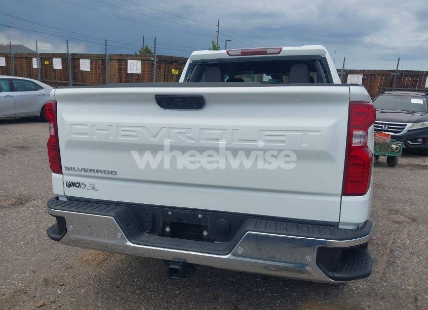 Photo 16 of 2024 Chevrolet Silverado 1500 4WD SHORT BED WT (VIN 1GCPDAEK9RZ357589)