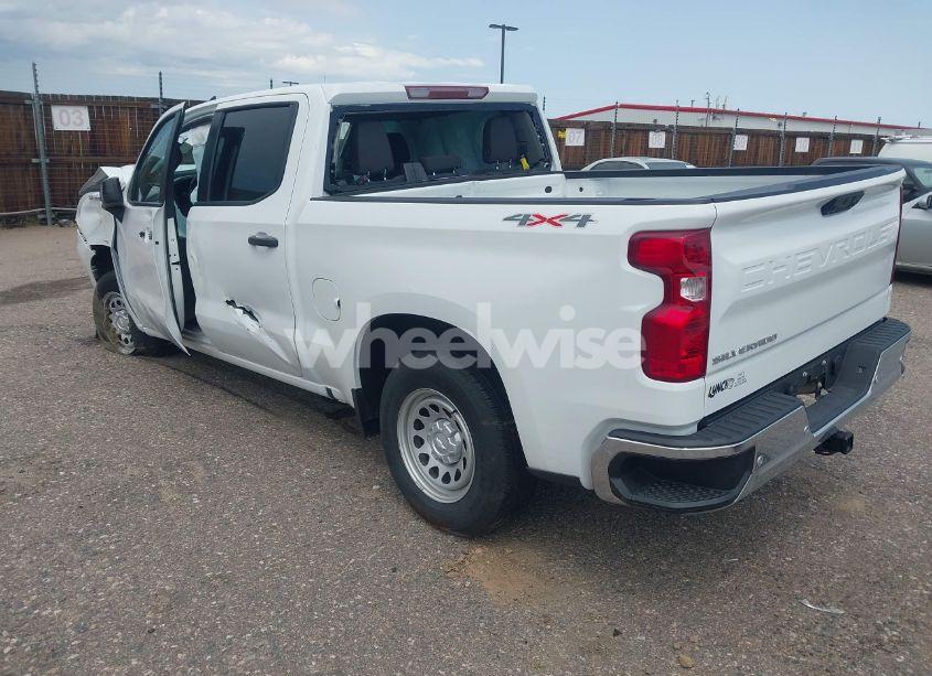 Photo 3 of 2024 Chevrolet Silverado 1500 4WD SHORT BED WT (VIN 1GCPDAEK9RZ357589)