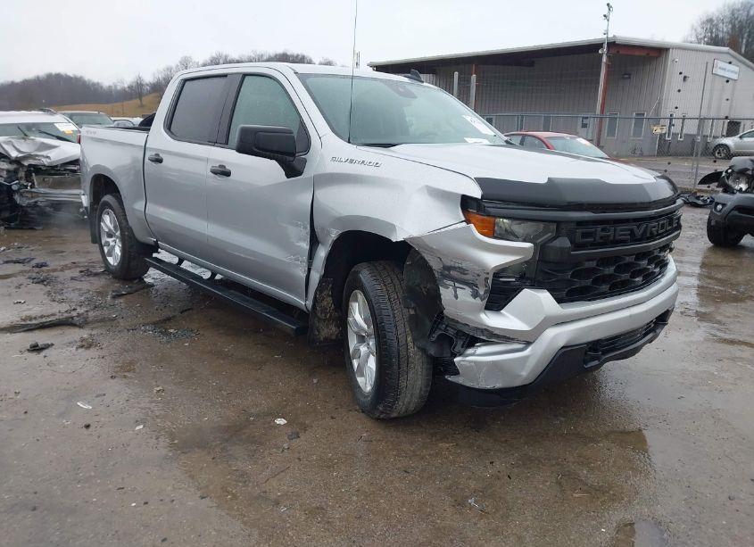 2022 Chevrolet Silverado 1500 4WD SHORT BED CUSTOM (VIN 1GCPDBEK0NZ525815) main photo