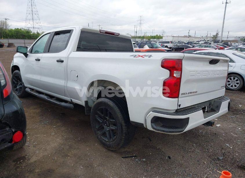 Photo 3 of 2023 Chevrolet Silverado 1500 4WD STANDARD BED CUSTOM (VIN 1GCPDBEK1PZ188073)