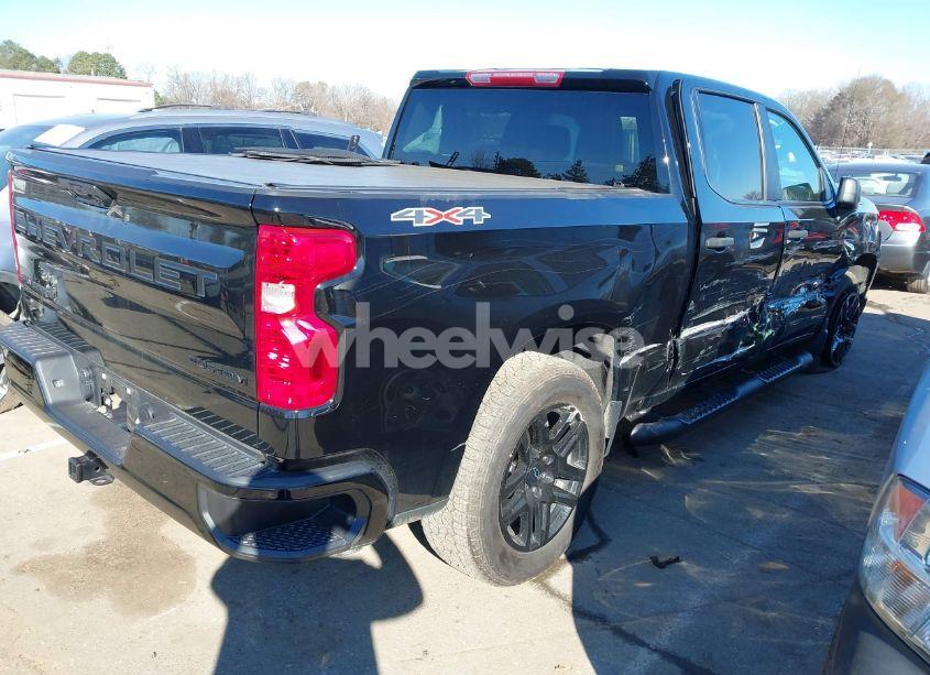 Photo 4 of 2024 Chevrolet Silverado 1500 4WD SHORT BED CUSTOM (VIN 1GCPDBEK2RZ290470)