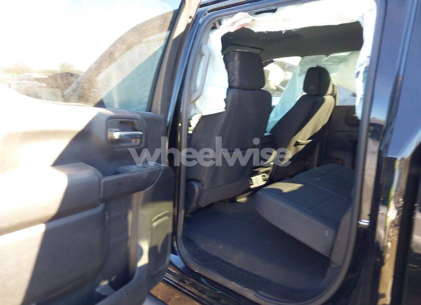 Photo 8 of 2024 Chevrolet Silverado 1500 4WD SHORT BED CUSTOM (VIN 1GCPDBEK2RZ290470)