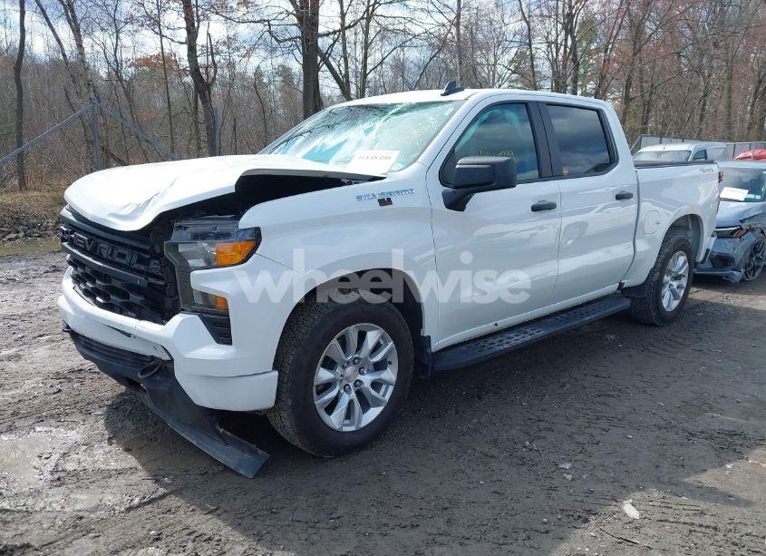 Photo 2 of 2023 Chevrolet Silverado 1500 4WD SHORT BED CUSTOM (VIN 1GCPDBEK3PZ119112)