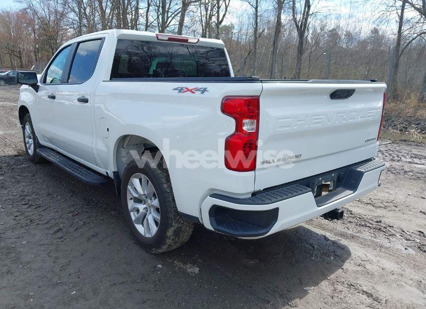 Photo 3 of 2023 Chevrolet Silverado 1500 4WD SHORT BED CUSTOM (VIN 1GCPDBEK3PZ119112)