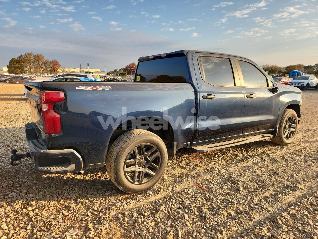 Photo 3 of 2022 CHEVROLET SILVERADO K1500 CUSTOM (VIN 1GCPDBEK4NZ522786)