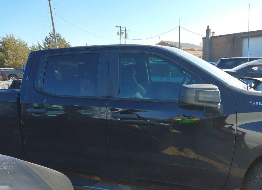 Photo 13 of 2023 Chevrolet Silverado 1500 4WD SHORT BED CUSTOM (VIN 1GCPDBEK5PZ185029)